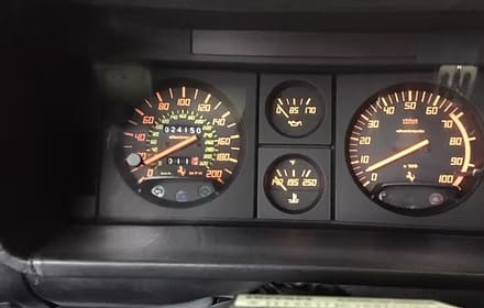 Vintage car speedometer and dials