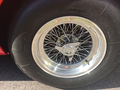 Classic car wheel with chrome spokes